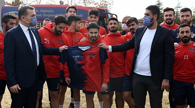 Özyiğit, İçel İdmanyurdu'nu ziyaret etti