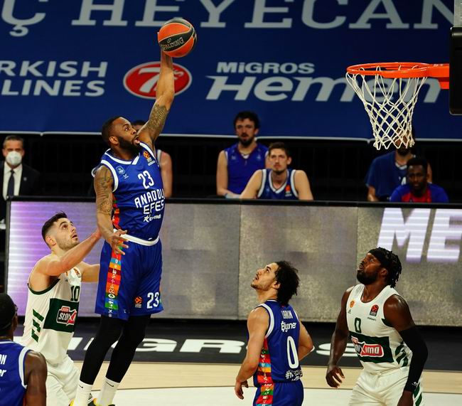 Anadolu Efes: 85 - Panathinaikos: 65