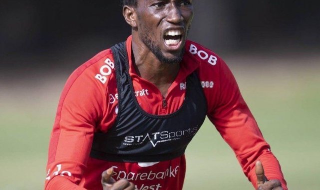 Altay, Fildişili golcü Bamba'yı bitiriyor