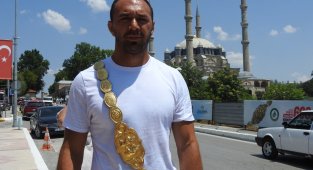 Başpehlivan Gürbüz babasının hayalini gerçekleştirmek istiyor