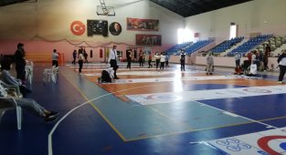 Erzurum'da Floor Curling müsabakaları başladı