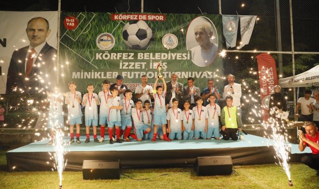 Körfez'de minikler futbol turnuvası düzenlendi