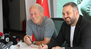 Altay'da imza şov: Denizli ve 9 oyuncuyla mukavele imzalandı