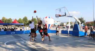 Basketbol aşığı Arif'in hayali gerçek oldu