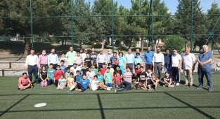 Derinceli çocuklar bir spor alanına daha kavuştu