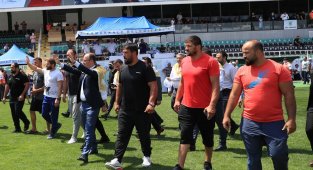 Er meydanlarının sarı fırtınası Pamukkale'de güreşecek