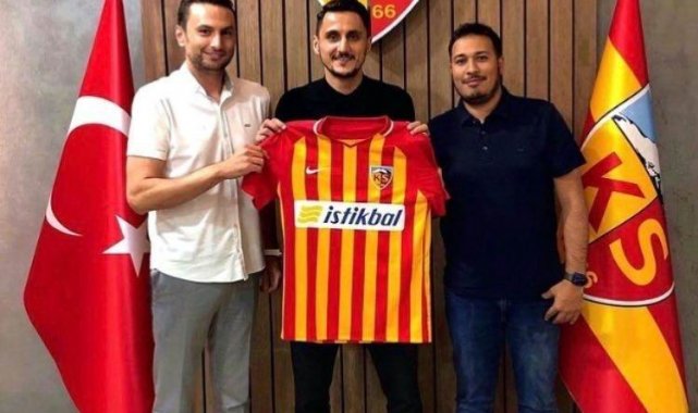 Kayserispor, Mustafa Pektemek'i kadrosuna kattı