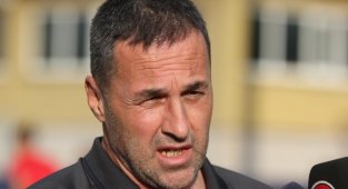 Kayserispor'da Teknik Direktör Koşukavak ile yollar ayrıldı