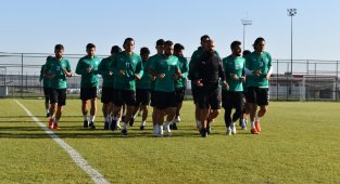 Sivas Belediyespor'un Afyon kampı sürüyor
