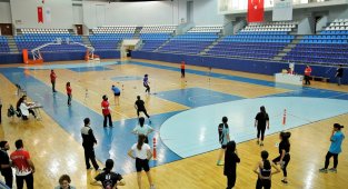 Spor Bilimleri Fakültesi özel yetenek sınavı yoğun katılımla başladı