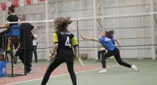 Talas'ta Badminton heyecanı başladı