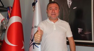 TÖSSFED Başkanı Birol Aydın: "En büyük hayalimiz Türkiye'ye madalya getirmek"