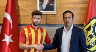 Yeni Malatyaspor, Mert Miraç Altıntaş ile sözleşme imzaladı