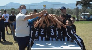 Yunusemre'de Zafer Bayramı Futbol Turnuvası düzenlendi