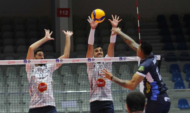 7. TSYD İzmir Voleybol Turnuvasında ikinci gün tamamlandı