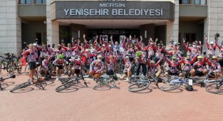 80 şehirden bisikletçi Mersin Yenişehir'de buluştu