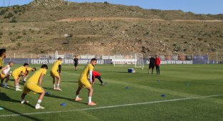 Ağrı Spor Teknik Heyetinden Hacılar Stadyumu'na övgü