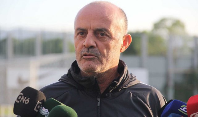 Bursaspor Teknik Direktörü Özcan Bizati: "Büyük bir camiaya geldiğimin farkındayım"