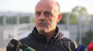 Bursaspor Teknik Direktörü Özcan Bizati: "Büyük bir camiaya geldiğimin farkındayım"