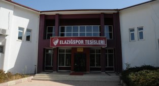 Elazığspor, transfer tahtasını açamadı