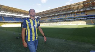 Fenerbahçe, Miguel Crespo'yu açıkladı