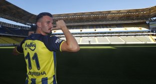 Fenerbahçe'nin yeni forveti Mergim Berisha