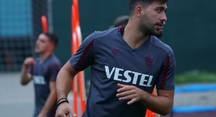 Gözler Bakasetas'ın üzerinde