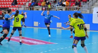 Mavi Kelebekler, üst üste üçüncü galibiyetini aldı
