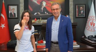 Olimpiyat şampiyonundan İbanoğlu'na ziyaret