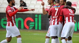 Süper Lig: D.G. Sivasspor: 4 - Fatih Karagümrük: 0