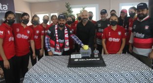 Toprak sahadan 1. Lig'e yükselen kadınlar voleybol takımının hedefi şampiyonluk