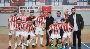 Kupalar takdim edildi