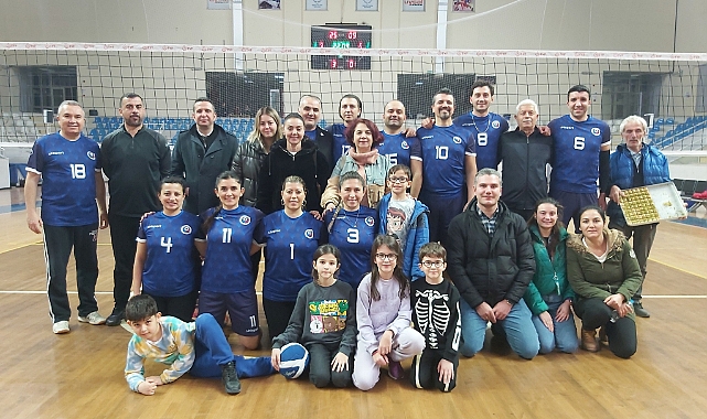 Voleybol Turnuvası'nda heyecan sürüyor