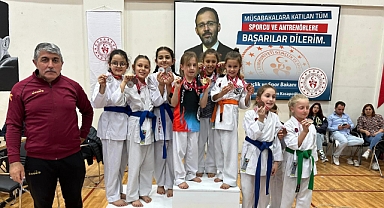 Karate Şampiyonası'nda 82 madalya kazandılar